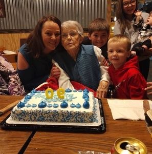 Meet your Posher, Traci